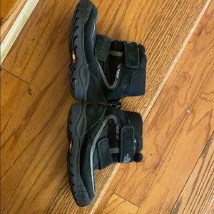 Boys size 11 North Face Snow Boots Hydroseal